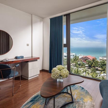 Canvas Danang Beach Hotel Εξωτερικό φωτογραφία