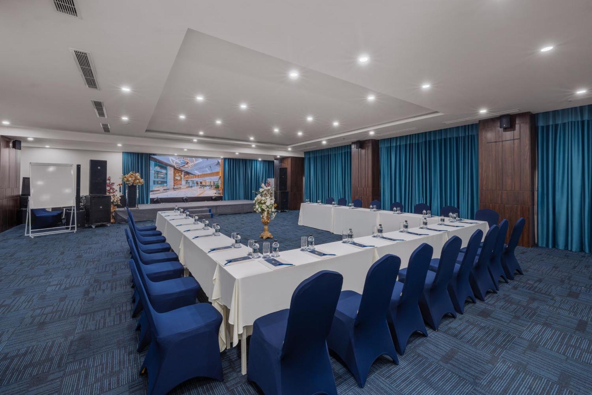 Canvas Danang Beach Hotel Εξωτερικό φωτογραφία