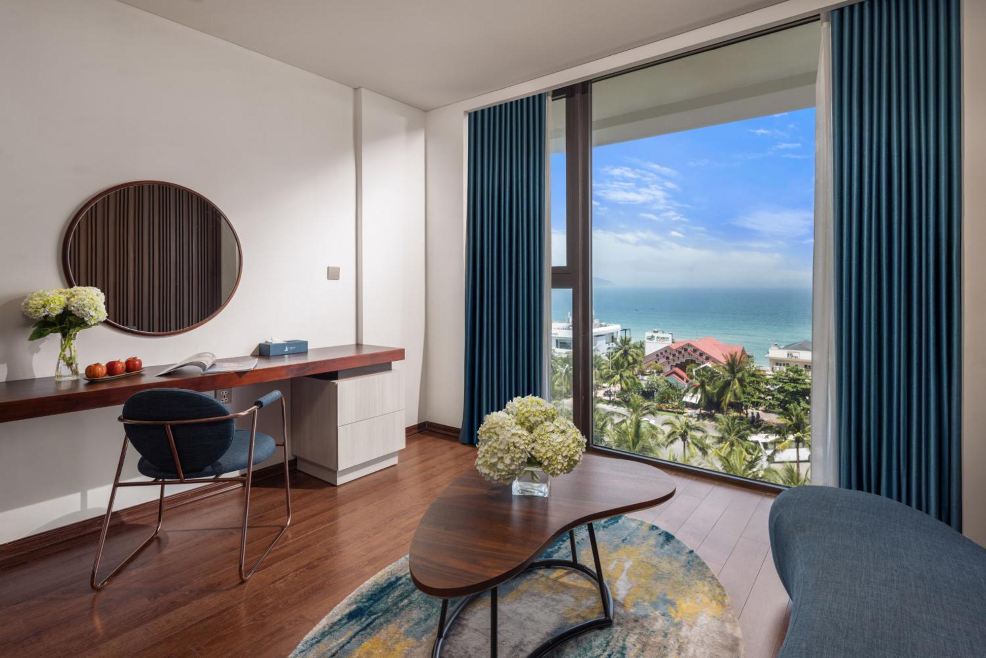 Canvas Danang Beach Hotel Εξωτερικό φωτογραφία